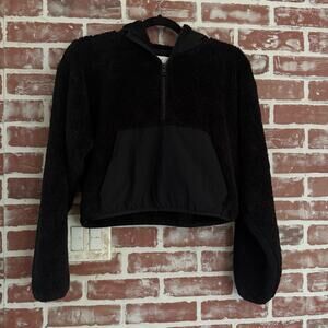 Aritzia TNA Keaton Hoodie EUC Size Small Black